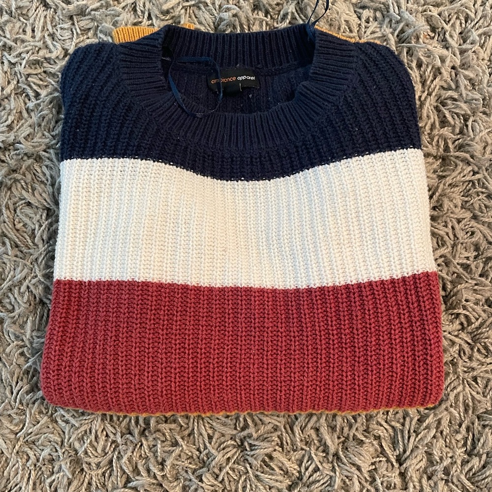 Ambiance Apparel Sweater, Women’s, size L